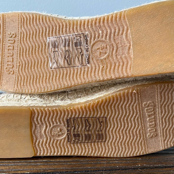 Soludos Peach Bum Embroidered Smoking Slipper Espadrilles - Picture 11 of 11